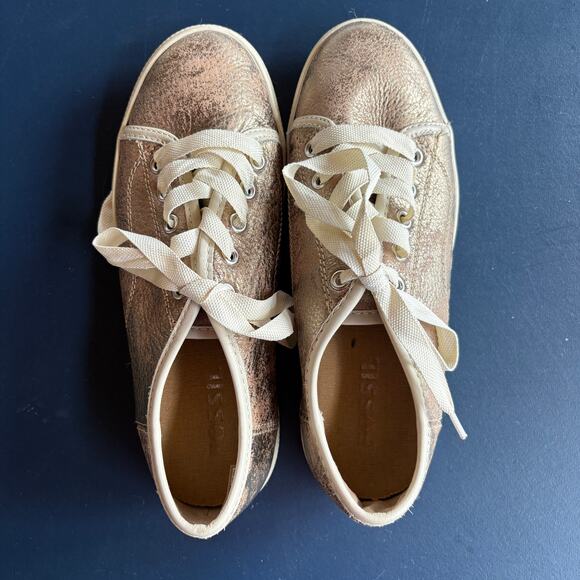 Fossil Gold Metallic Shimmer Statement Sneakers Lace Up Comfort Shoes Size 7 - Picture 4 of 10